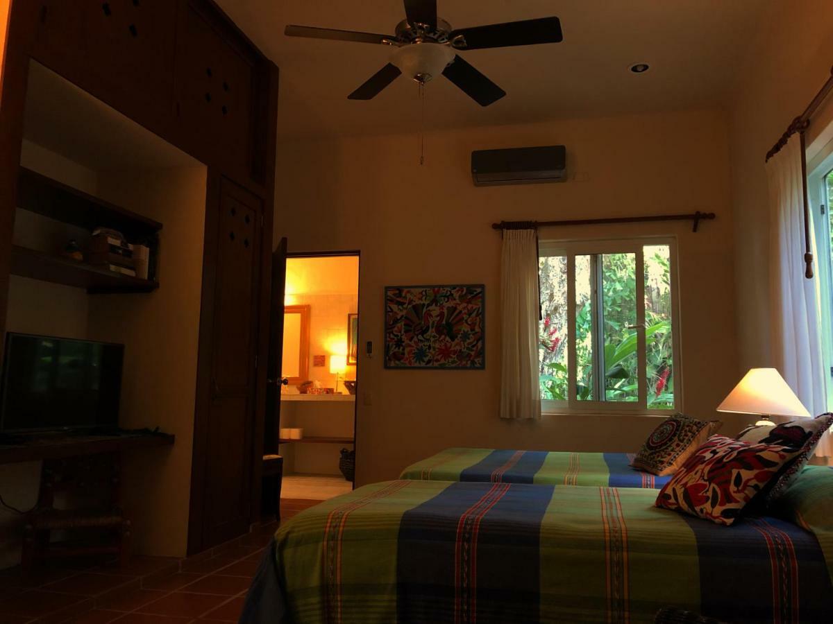 Bed and Breakfast Casa Kin33 Канкун Экстерьер фото